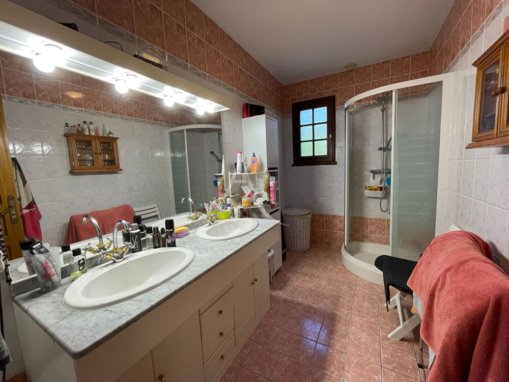 Maison familiale - MONTRICHARD - 140 m² - 5 chambres