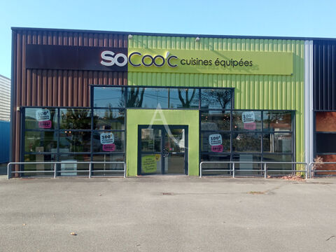 CHALLANS, Local commercial de 181 m&sup2; 2450 85300 Challans