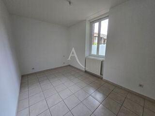  Appartement à louer 2 pièces 37 m²