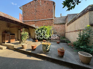  Maison  vendre 8 pices 212 m