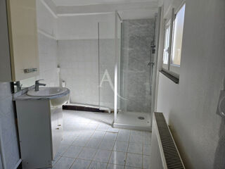  Appartement à louer 2 pièces 42 m²