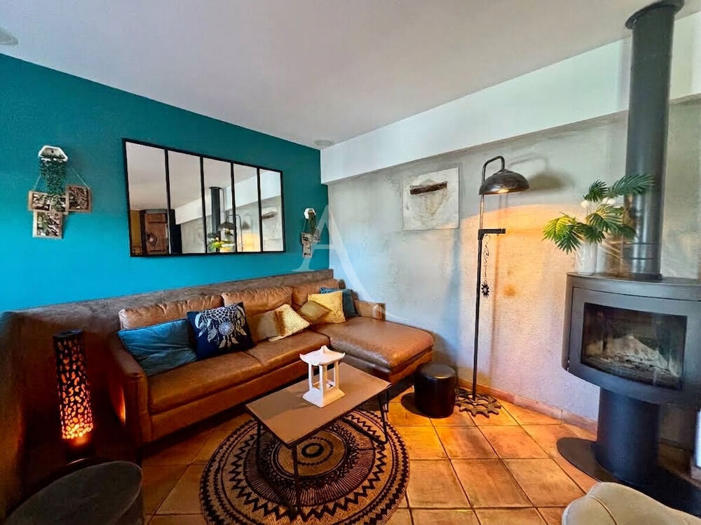VILLA PLAIN PIED AVEC PISCINE ET LOGEMENT INDÉPENDANT RIANS