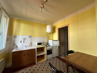  Appartement à louer 2 pièces 35 m²