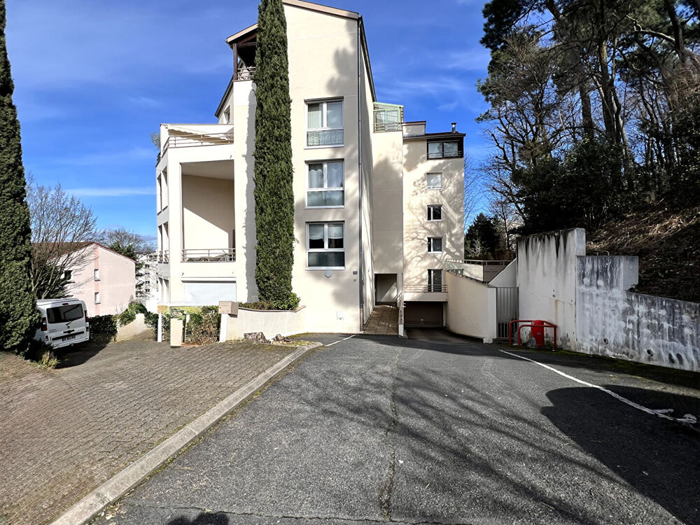 Vente Appartement Appartement Aquavert/Alaï : T3 avec Jardin de 136m² Lyon 5