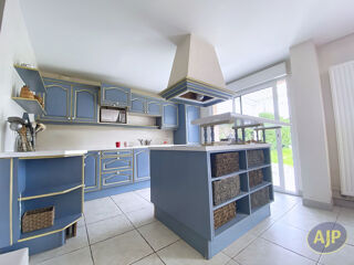  Maison � vendre 7 pi�ces 182 m�