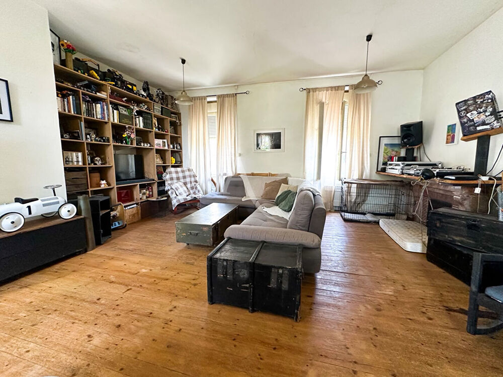 Maison à vendre en plein centre d'Apremont avec jardin et vue château