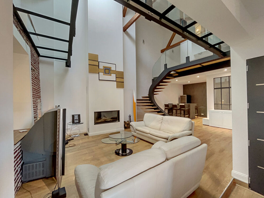 Vente Appartement Appartement Cazeres 5 pièce(s) 202.13 m2 Cazeres