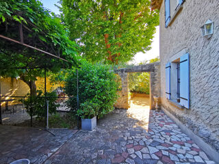  Maison � vendre 8 pi�ces 214 m�