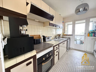  Appartement à vendre 6 pièces 103 m²