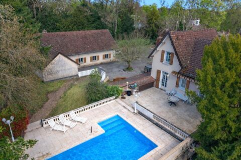   Maison � Fontaines de 190 m� avec d�pendances Maison - 6 pi�ce(s) - 190 m�