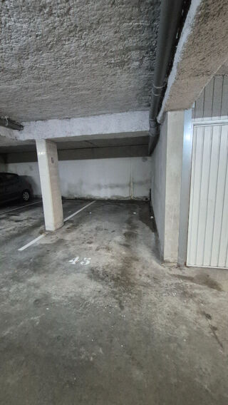  Parking / Garage à vendre 16 m²