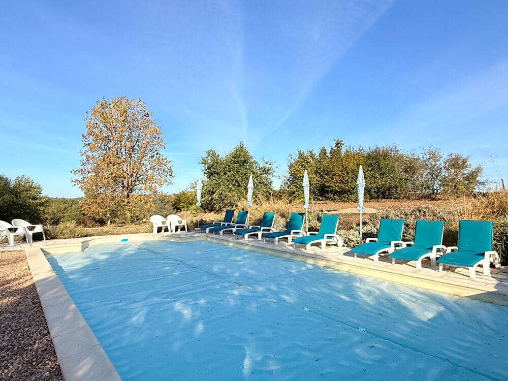 Deux maisons de caractères et piscine!