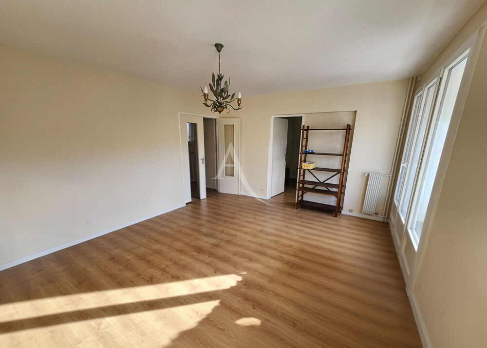 Vente Appartement Appartement Dourdan 3 pièces de quasi 68 m2 Dourdan