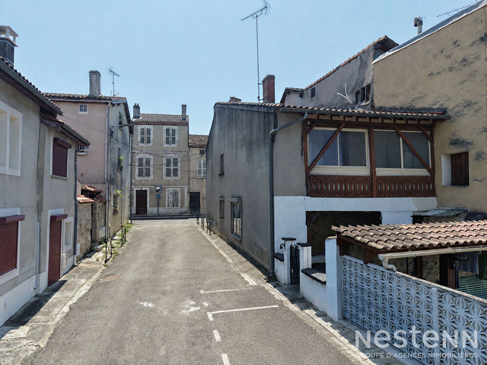 Vente Maison A Vendre Maison en pierre de 118m² avec quatre pièces et terrasse couverte à Condom Condom