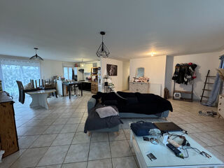  Maison à louer 4 pièces 109 m²