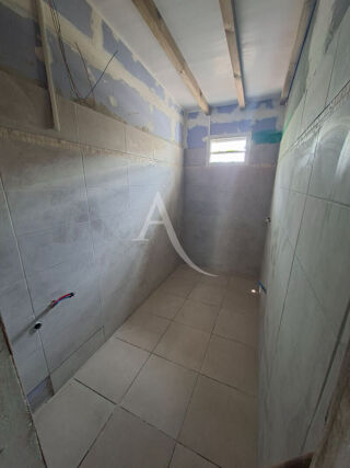  Immeuble à vendre 4 pièces  Fort de france