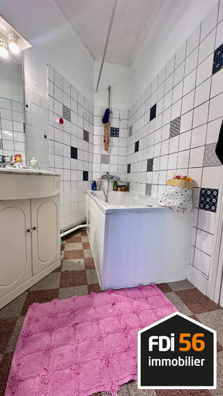  Appartement à louer 3 pièces 82 m²