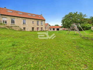  Maison  vendre 10 pices 317 m