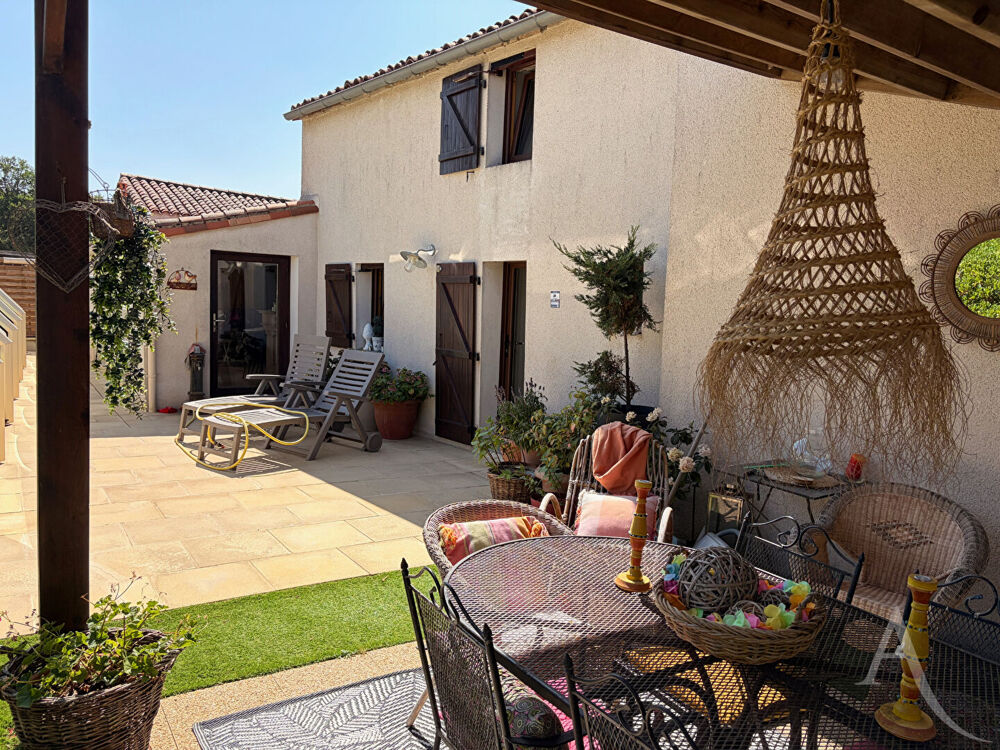 Logis vendéen en pierre Montaigu-Vendée