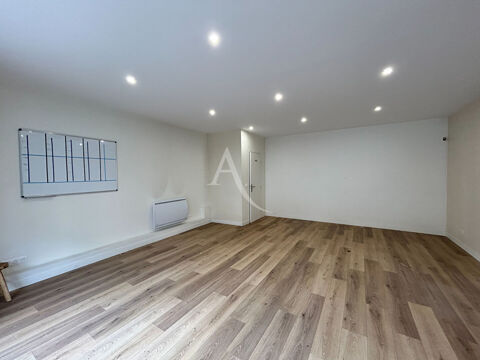 Murs commerciaux - 34m&sup2; - Proche M&acirc;con centre 65000 71000 Macon
