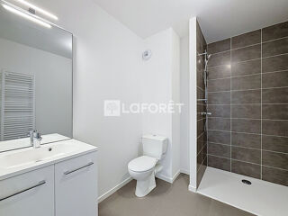  Appartement à louer 2 pièces 45 m²