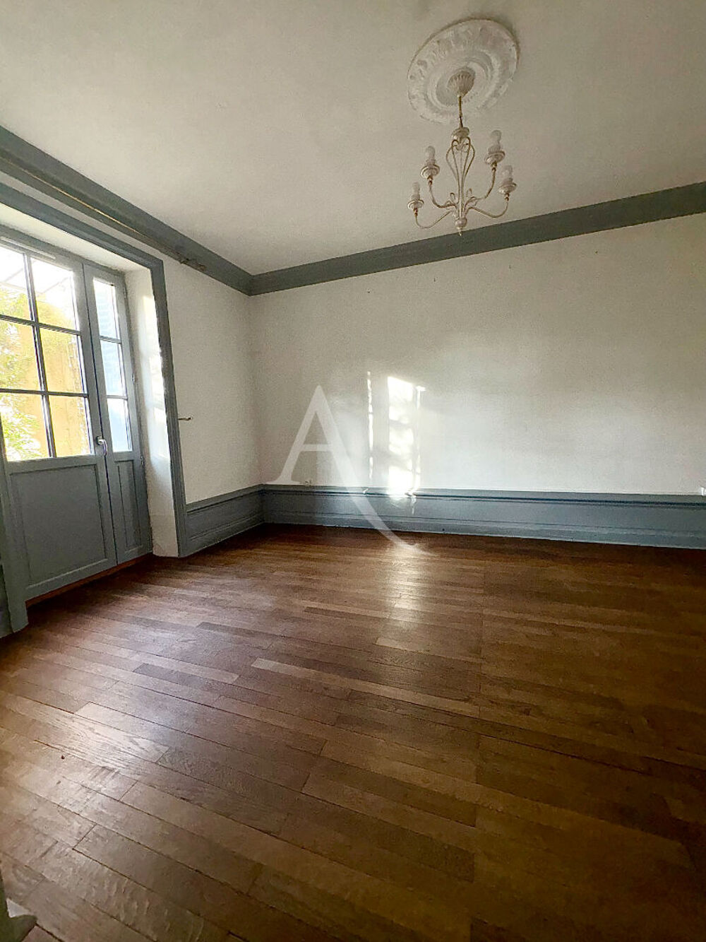Maison Montmorillon 6 pièce(s) 126.69 m2