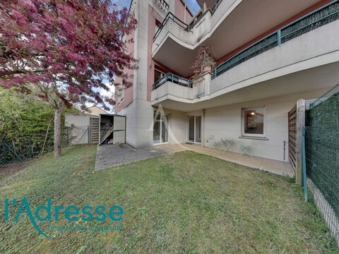   Appartement Emerainville 2 pi�ce(s) 36 m2  avec jardinet Appartement - 2 pi�ce(s) - 1 m�