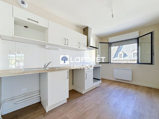  Appartement à louer 3 pièces 63 m²