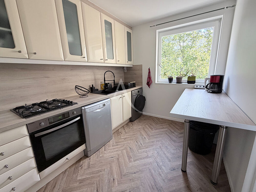 Location Appartement APPARTEMENT 5 PIECES Noisiel