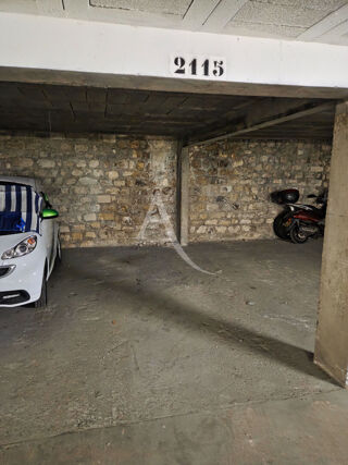  Parking / Garage  vendre 