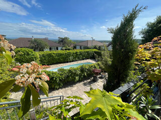  Maison  vendre 7 pices 140 m