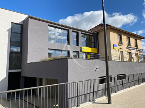 Local commercial centre village Attignat 936 01340 Attignat