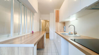  Appartement à louer 3 pièces 75 m²