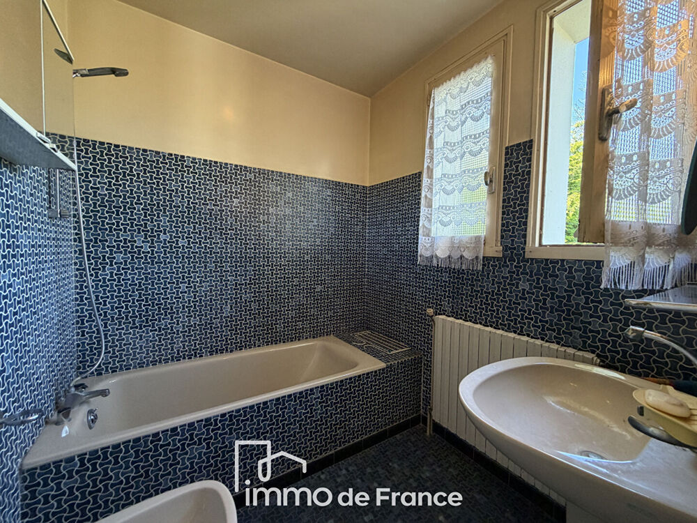 Vente Maison Maison sur hauteur Decazeville -95 m2 habitables- avec grand sous-sol Decazeville