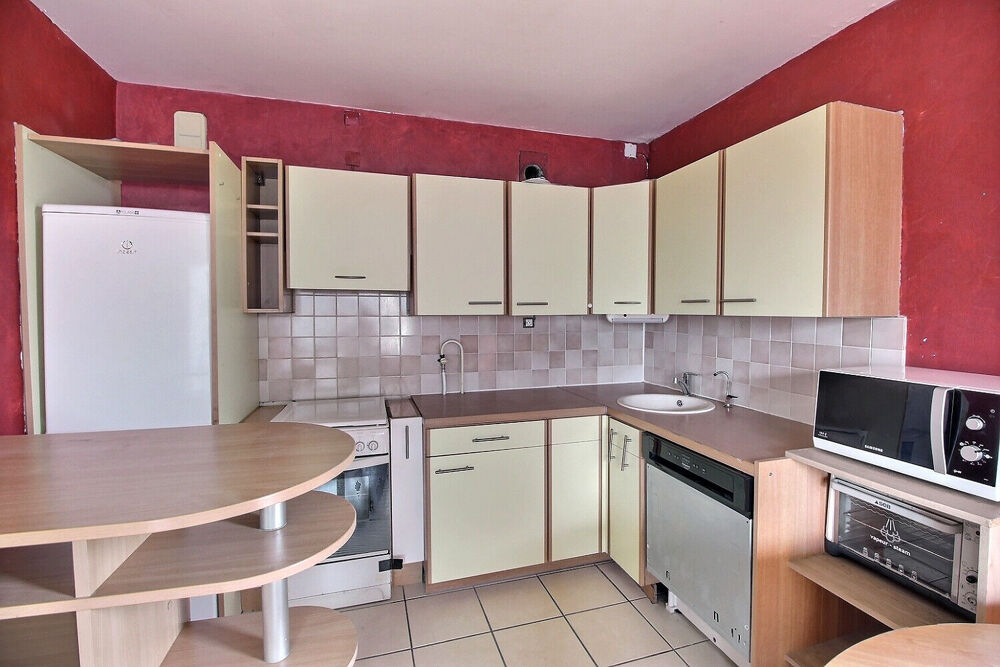 Vente Appartement Appartement 2 pièces à vendre à Massy - Secteur Villaine - balcon, cave Massy