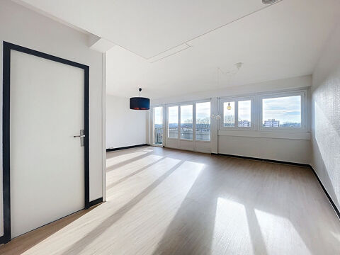  Appartement � louer 3 pi�ces 81 m�