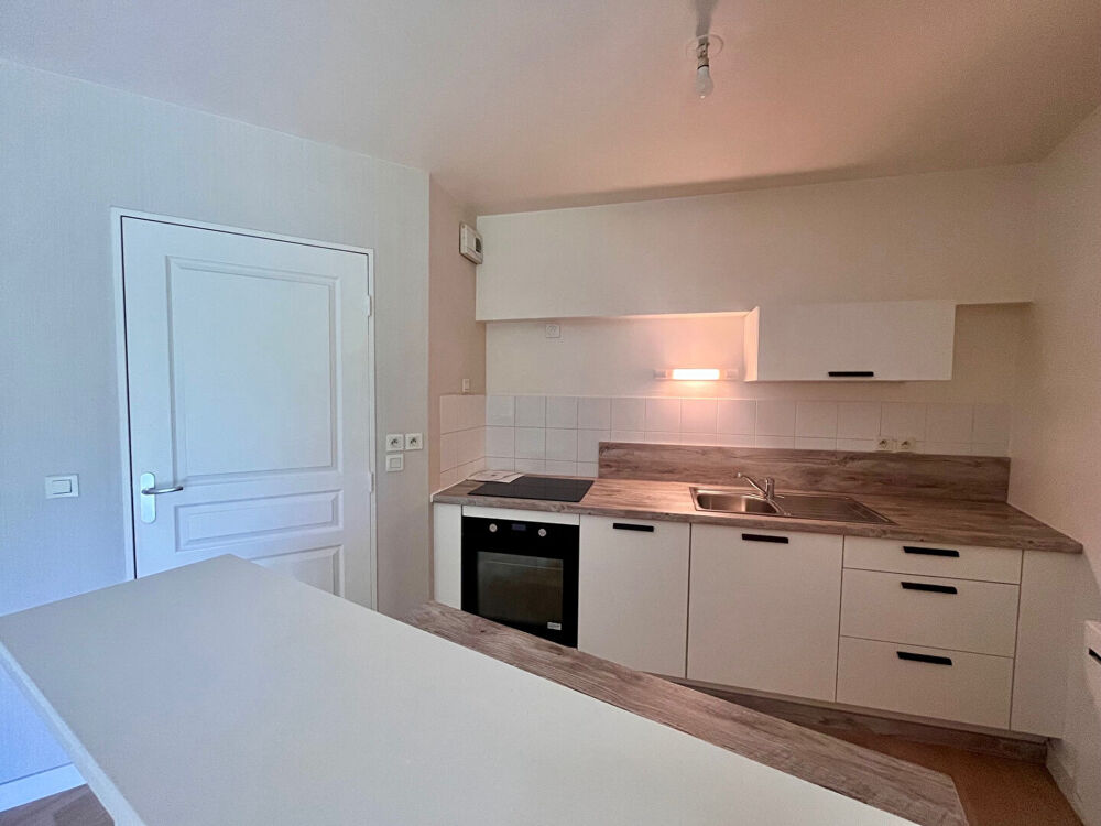 Location Appartement A Louer Appartement Pontivy  Bretagne Morbihan type 3 résidence calme 2 chambres Réf : A202CB Pontivy