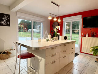  Maison  vendre 11 pices 252 m