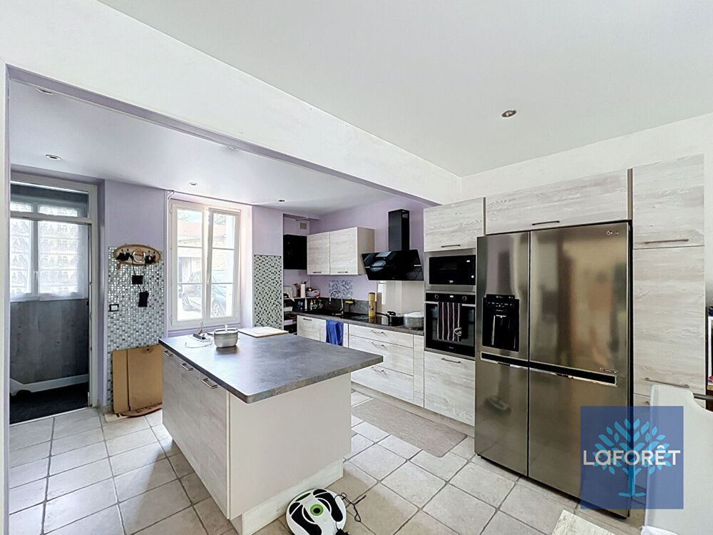 Maison Cerny 5 pièce(s) 138 m2