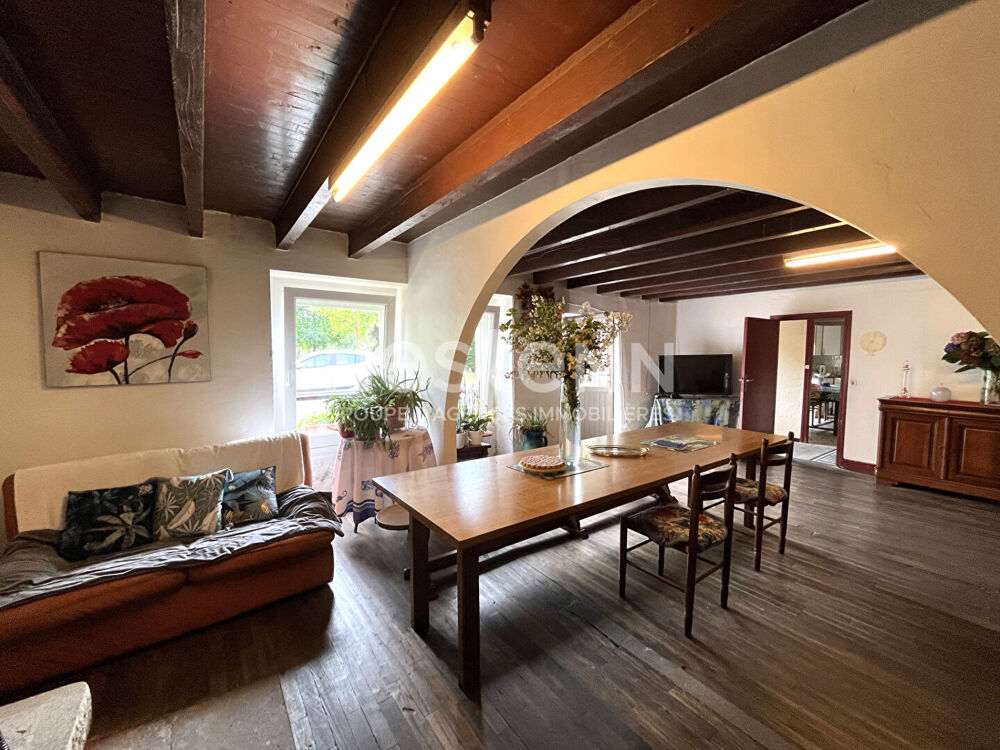 Vente Maison Maison de 74 m² avec hangar de plus de 300 m² à vendre, Trédion sur un terrain de 5600 m² Tredion