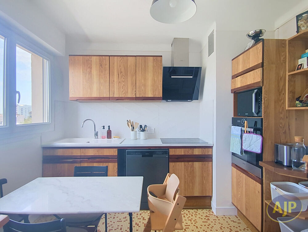 Appartement de 79 m² - Rennes Jeanne d'Arc (Métro ligne B)