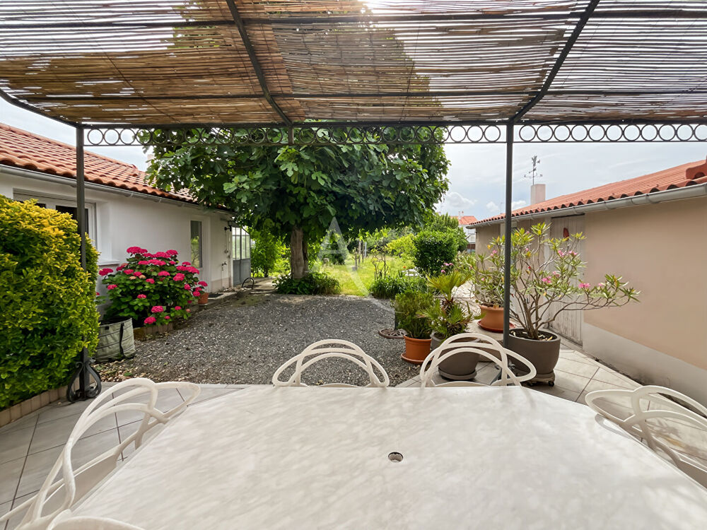 Vente Maison CHALLANS, Maison centre ville avec annexe ! Challans