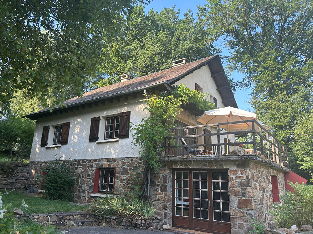 Maison T9 en bord du lac de Pareloup - Arvieu