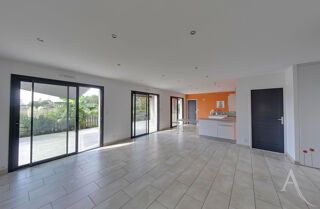  Maison  vendre 5 pices 142 m