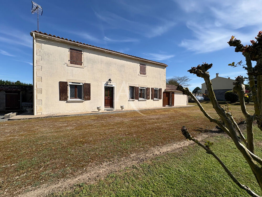 Maison 4 pièces - LES VELLUIRE SUR VENDEE - 97m²