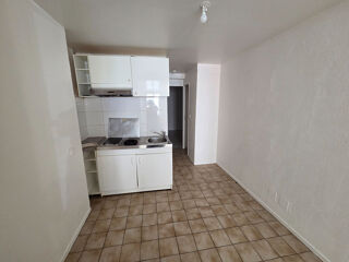  Appartement à louer 2 pièces 40 m²