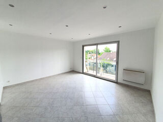  Appartement à louer 2 pièces 35 m²