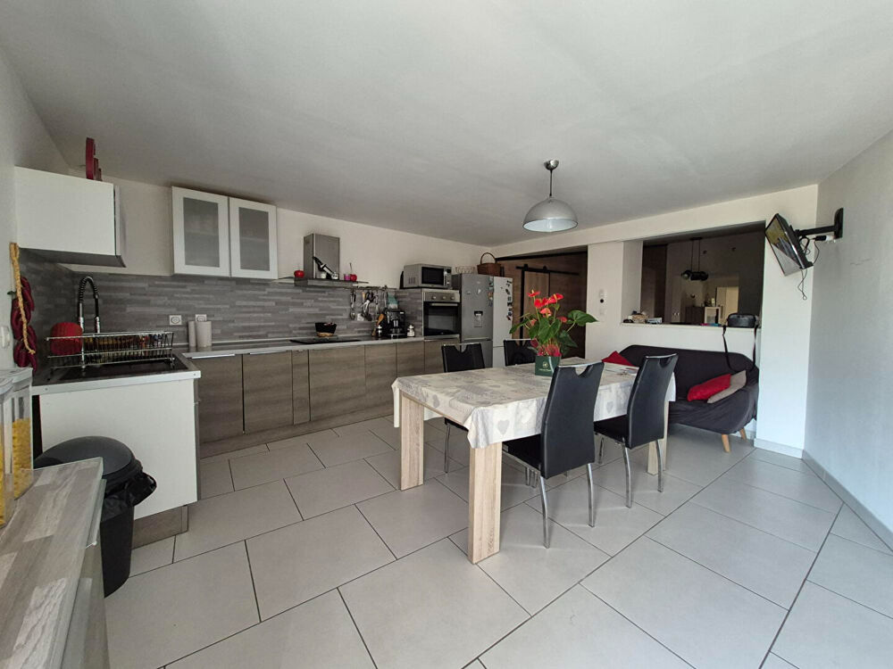 Vente Maison Maison  5 pièce(s) 117.29 m2 Denain