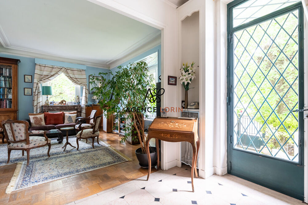Maison Le Vésinet - 191 m² - 9 pièces