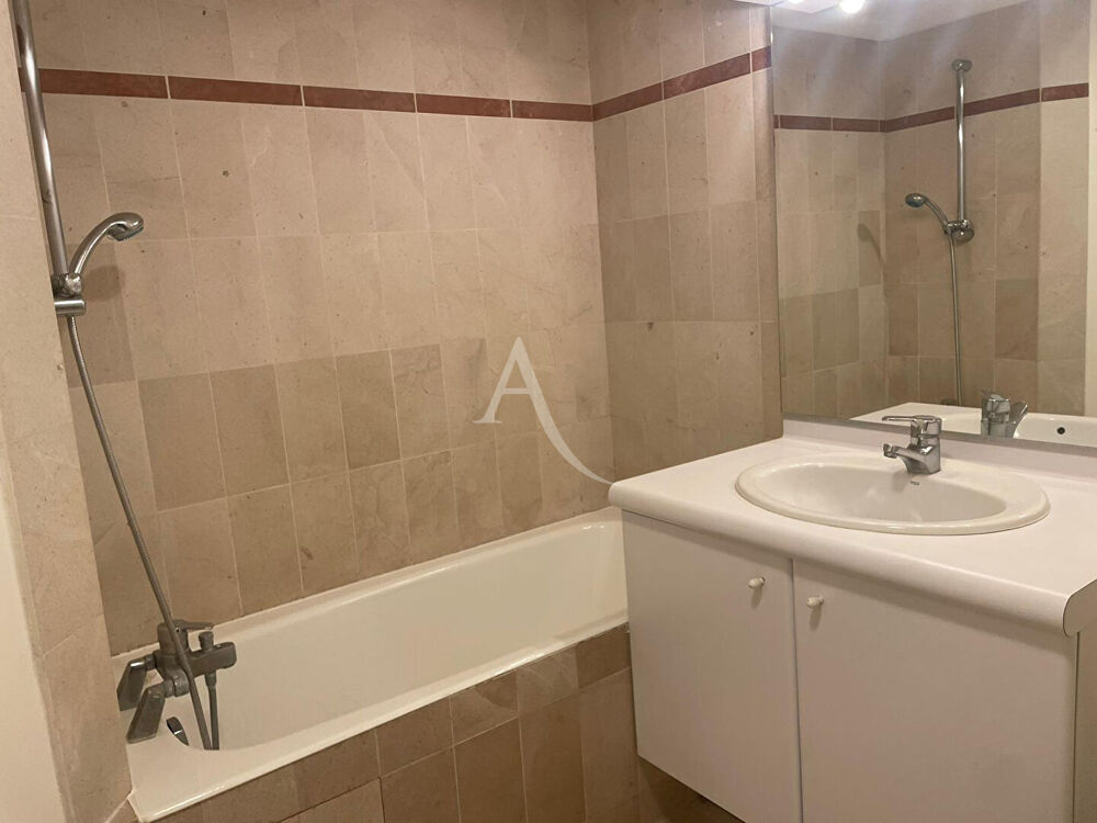 STUDIO A LOUER VIDE 27.74M² NOGENT SUR MARNE